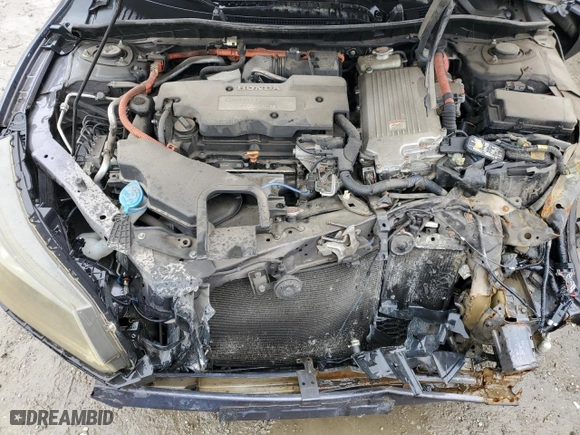 2015 Honda Accord Hybrid Touring with VIN 1HGCR6F74FA009959, listed as a Copart auction lot 49741645 with 105,646 mi miles and Salvage Title. Bid and sale history available at carsss.com. Image 11.