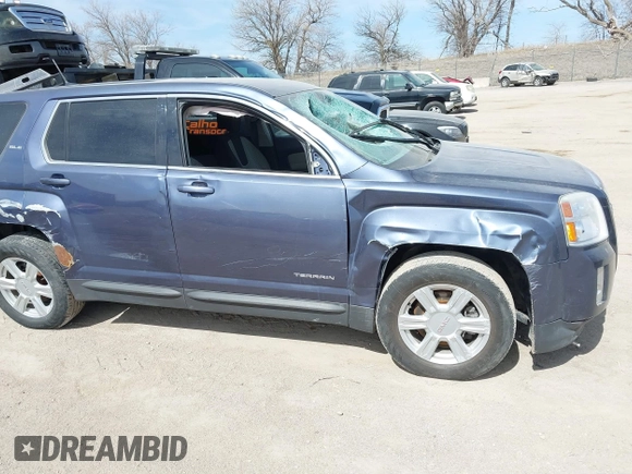 2014 GMC Terrain SLE with VIN 2GKALMEK3E6182695, listed as a IAAI auction lot 41824252 with 113,276 mi miles. Bid and sale history available at carsss.com. Image 6.
