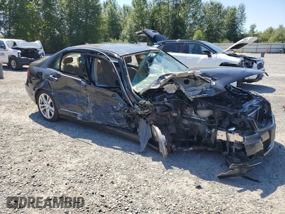 2013 Mercedes-Benz C 300 Sport with VIN WDDGF8AB6DR251348, listed as a Copart auction lot 65411795 with Not provided miles and Salvage title. Bid and sale history available at DreamBid. Image 4.