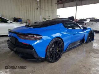 2022 Maserati MC20 z VIN ZAM24BXA2N0383787, wystawiony jako Copart lot #45825114 z przebiegiem 9395 mil mil oraz . Historia ofert i sprzedaży dostępna na DreamBid. Obrazek 3.