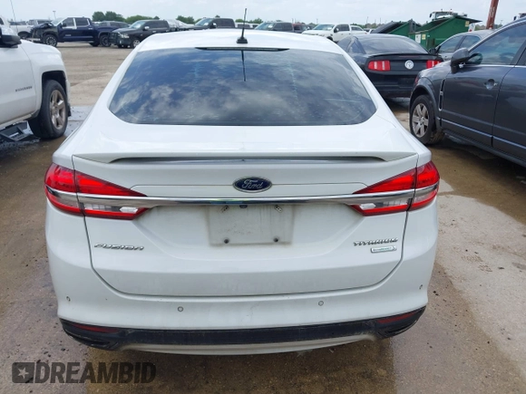 2017 Ford Fusion Titanium с VIN 3FA6P0K9XHR146909, выставлен на аукционе IAAI как лот 42588301 с пробегом 217 885 миль миль и . История ставок и продаж доступна на DreamBid. Изображение 16.