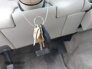 1996 Cadillac DeVille z VIN 1G6KF5298TU269234, wystawiony jako IAAI lot #41345945 z przebiegiem 34 218 mil mil oraz . Historia ofert i sprzedaży dostępna na DreamBid. Obrazek 11.
