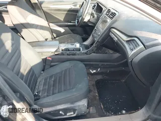 2017 Ford Fusion SE z VIN 3FA6P0HD4HR179674, wystawiony jako IAAI lot #42221747 z przebiegiem Nie podano mil oraz . Historia ofert i sprzedaży dostępna na DreamBid. Obrazek 5.
