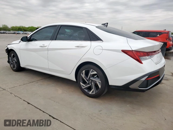 2024 Hyundai Elantra SEL z VIN KMHLS4DG1RU820451, wystawiony jako Copart lot #51041765 z przebiegiem 4 058 mil mil oraz Szkoda całkowita • Salvage title. Historia ofert i sprzedaży dostępna na DreamBid. Obrazek 2.