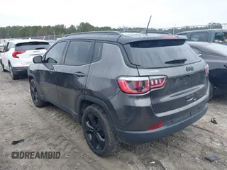 2018 Jeep Compass Latitude with VIN 3C4NJCBB1JT327076, listed as a IAAI auction lot 41185251 with 72,714 mi miles. Bid and sale history available at carsss.com. Image 14.