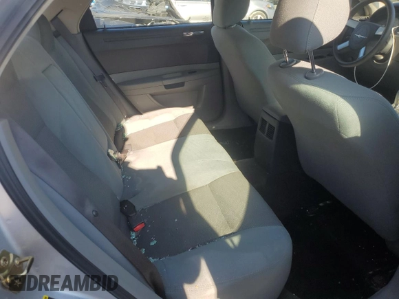 2005 Chrysler 300 with VIN 2C3AA43R85H600906, listed as a Copart auction lot 43992475 with 141,252 mi miles and Salvage Title. Bid and sale history available at carsss.com. Image 11.