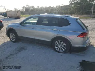 2022 Volkswagen Tiguan SE with VIN 3VV3B7AX5NM021041, listed as a Copart auction lot 43694705 with 19,724 mi miles and Salvage Title. Bid and sale history available at carsss.com. Image 2.