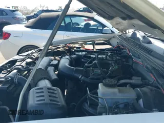 2006 Nissan Frontier XE with VIN 1N6BD06TX6C437488, listed as a IAAI auction lot 42733365 with 199,687 mi miles and . Bid and sale history available at DreamBid. Image 12.