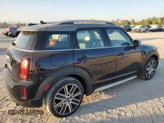 2024 MINI Countryman Cooper S with VIN WMZ53BR01R3R59169, listed as a Copart auction lot 70445234 with 5,641 mi miles and Salvage Title. Bid and sale history available at carsss.com. Image 3.