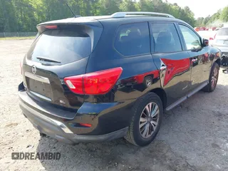 2018 Nissan Pathfinder Platinum z VIN 5N1DR2MN2JC640330, wystawiony jako IAAI lot #42147082 z przebiegiem 179 728 mil mil oraz . Historia ofert i sprzedaży dostępna na DreamBid. Obrazek 4.