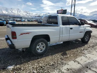1998 Dodge Ram 1500 with VIN 1B7HC13Z3WJ103121, listed as a Copart auction lot 48040425 with 189,809 mi miles and Salvage Title. Bid and sale history available at carsss.com. Image 3.