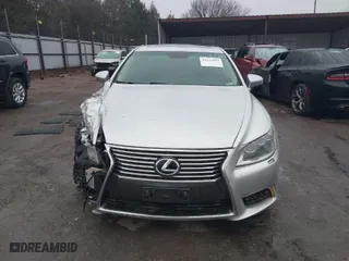 2013 Lexus LS 460 with VIN JTHCL1EF0D5015547, listed as a IAAI auction lot 41532983 with 124,533 mi miles. Bid and sale history available at carsss.com. Image 12.