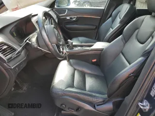 2020 Volvo XC90 Momentum with VIN YV4102PK8L1531384, listed as a Copart auction lot 50716725 with 76,389 mi miles and Salvage Title. Bid and sale history available at carsss.com. Image 7.