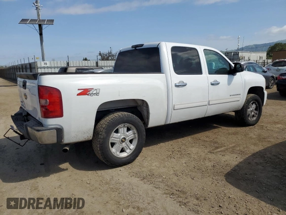 2011 Chevrolet Silverado 1500 LT with VIN 3GCPKSE37BG112705, listed as a Copart auction lot 52622045 with 173,202 mi miles and Salvage Title. Bid and sale history available at DreamBid. Image 3.