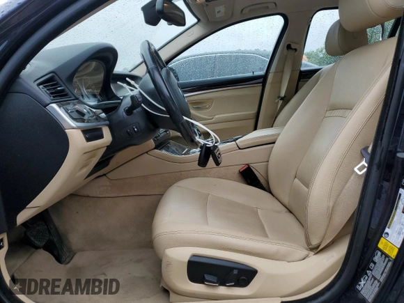 2014 BMW 5 Series 535i xDrive z VIN WBA5B3C56ED293067, wystawiony jako Copart lot #61443525 z przebiegiem 198 552 mil mil oraz Czysty tytuł • Clean title. Historia ofert i sprzedaży dostępna na DreamBid. Obrazek 7.