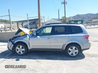 2010 Subaru Forester X Limited with VIN JF2SH6DC9AH742880, listed as a IAAI auction lot 41765277 with 76,488 mi miles and . Bid and sale history available at DreamBid. Image 14.