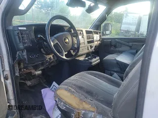 2020 Chevrolet Express Passenger LT с VIN 1GAZGPFG7L1264730, выставлен на аукционе IAAI как лот 42907223 с пробегом 79 813 миль миль и . История ставок и продаж доступна на DreamBid. Изображение 4.