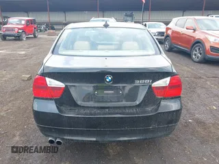 2008 BMW 3 Series 328i with VIN WBAVA37538NL49008, listed as a IAAI auction lot 42446294 with 160,645 mi miles and . Bid and sale history available at DreamBid. Image 16.