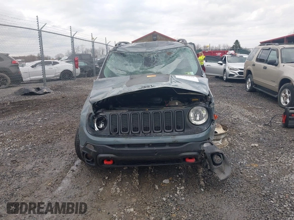 2016 Jeep Renegade Trailhawk with VIN ZACCJBCT1GPE21919, listed as a IAAI auction lot 41928423 with 80,982 mi miles and . Bid and sale history available at carsss.com. Image 6.