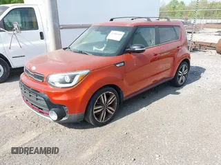 2018 Kia Soul ! with VIN KNDJX3AA5J7568343, listed as a IAAI auction lot 42086485 with 183,369 mi miles. Bid and sale history available at carsss.com. Image 2.