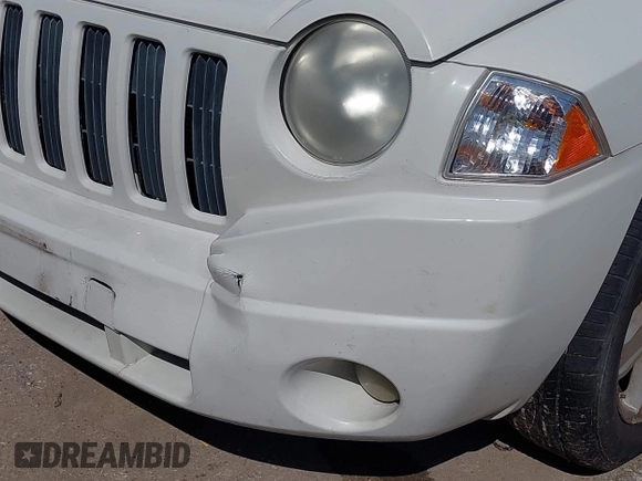 2008 Jeep Compass Sport with VIN 1J8FT47W08D676237, listed as a IAAI auction lot 41862908 with 206,531 mi miles. Bid and sale history available at carsss.com. Image 13.