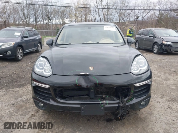 2015 Porsche Cayenne Diesel with VIN WP1AF2A29FLA31039, listed as a IAAI auction lot 42042677 with 157,884 mi miles and . Bid and sale history available at DreamBid. Image 6.