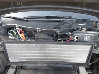 2016 Tesla Model X P90D with VIN 5YJXCAE45GF000773, listed as a IAAI auction lot 42052642 with 127,670 mi miles. Bid and sale history available at carsss.com. Image 10.