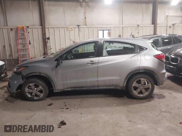 2021 Honda HR-V LX with VIN 3CZRU6H39MM756193, listed as a IAAI auction lot 41468120 with 22,652 mi miles. Bid and sale history available at carsss.com. Image 14.