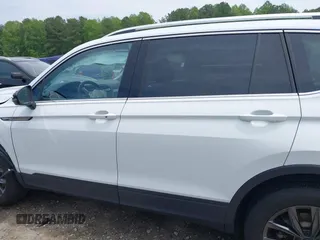 2022 Volkswagen Tiguan SE with VIN 3VV3B7AX3NM176770, listed as a IAAI auction lot 42114378 with 37,448 mi miles and . Bid and sale history available at DreamBid. Image 15.