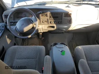 2002 Ford Excursion XLT with VIN 1FMNU41S72EA14478, listed as a Copart auction lot 78355124 with 229,424 mi miles and Salvage Title. Bid and sale history available at DreamBid. Image 8.