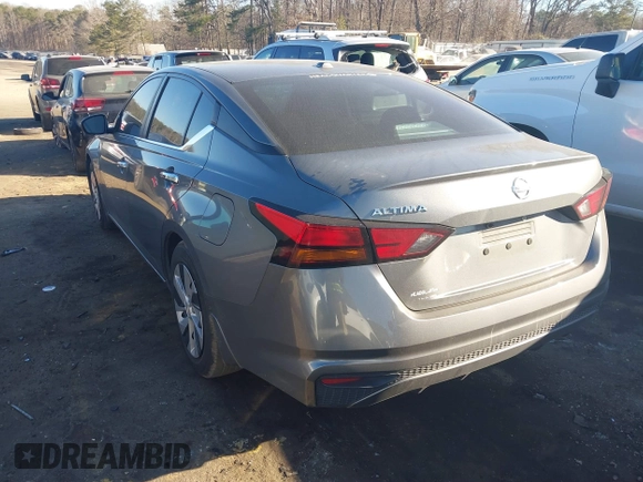 2019 Nissan Altima S with VIN 1N4BL4BV7KC100457, listed as a IAAI auction lot 41682304 with 42,703 mi miles and . Bid and sale history available at carsss.com. Image 3.