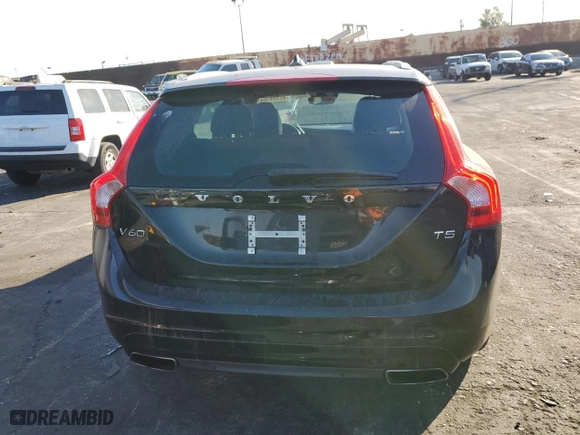 2017 Volvo V60 T5 Drive-E Platinum with VIN YV140MEM1H1339323, listed as a Copart auction lot 85334704 with 45,629 mi miles and Salvage Title. Bid and sale history available at carsss.com. Image 6.