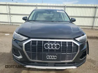 2020 Audi Q3 Premium with VIN WA1AECF35L1035909, listed as a Copart auction lot 49854725 with 78,602 mi miles and Salvage title. Bid and sale history available at DreamBid. Image 5.