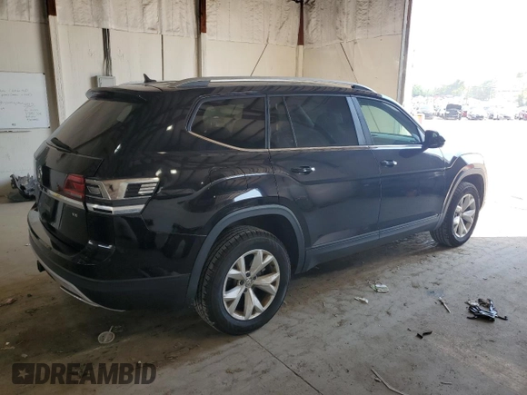 2019 Volkswagen Atlas SE with VIN 1V2WR2CA5KC518427, listed as a Copart auction lot 61795415 with 45,695 mi miles and Salvage title. Bid and sale history available at DreamBid. Image 3.
