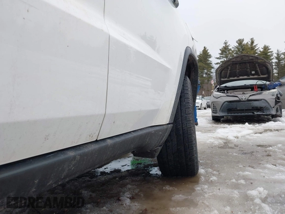 2014 Jeep Grand Cherokee Limited with VIN 1C4RJFBG7EC497622, listed as a IAAI auction lot 41667930 with 147,876 mi miles and . Bid and sale history available at DreamBid. Image 12.