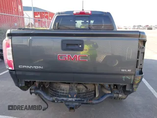 2016 GMC Canyon 2WD SLE z VIN 1GTG5CE32G1317478, wystawiony jako IAAI lot #42001904 z przebiegiem 118 851 mil mil oraz . Historia ofert i sprzedaży dostępna na DreamBid. Obrazek 17.