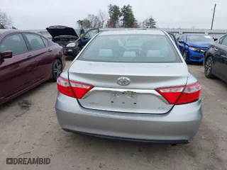 2015 Toyota Camry XLE with VIN 4T4BF1FK1FR458753, listed as a IAAI auction lot 41205010 with 145,771 mi miles. Bid and sale history available at carsss.com. Image 16.