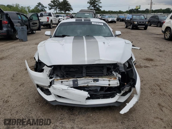 2016 Ford Mustang EcoBoost z VIN 1FA6P8TH7G5218154, wystawiony jako Copart lot #55963675 z przebiegiem 76 873 mil mil oraz Szkoda całkowita • Salvage title. Historia ofert i sprzedaży dostępna na DreamBid. Obrazek 5.