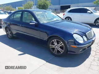 2006 Mercedes-Benz E 350 z VIN WDBUF56J56A964527, wystawiony jako IAAI lot #42201225 z przebiegiem 111 958 mil mil oraz . Historia ofert i sprzedaży dostępna na DreamBid. Obrazek 1.