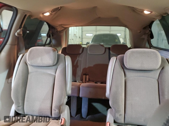 2006 Chrysler Town & Country LWB Touring with VIN 2A8GP54L66R728036, listed as a Copart auction lot 81298664 with 237,109 mi miles and Salvage Title. Bid and sale history available at carsss.com. Image 10.