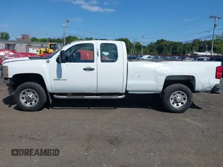 2012 Chevrolet Silverado 3500HD with VIN 1GB2CZCG4CZ113273, listed as a IAAI auction lot 40107404 with 258,322 mi miles and . Bid and sale history available at DreamBid. Image 14.