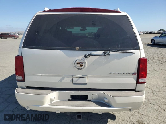 2004 Cadillac Escalade z VIN 1GYEK63N04R184233, wystawiony jako Copart lot #58171595 z przebiegiem 212 741 mil mil oraz Szkoda całkowita • Salvage title. Historia ofert i sprzedaży dostępna na DreamBid. Obrazek 6.