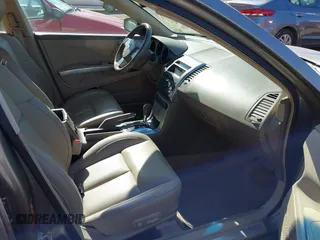 2007 Nissan Maxima 3.5 SE with VIN 1N4BA41E47C854298, listed as a IAAI auction lot 41999478 with 104,508 mi miles. Bid and sale history available at carsss.com. Image 5.