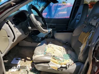 1995 Ford Explorer Eddie Bauer z VIN 1FMDU32XXSUB67930, wystawiony jako Copart lot #51514905 z przebiegiem 246 440 mil mil oraz Szkoda całkowita • Salvage title. Historia ofert i sprzedaży dostępna na DreamBid. Obrazek 7.