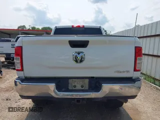 2019 Ram 2500 Tradesman with VIN 3C6UR5CJ4KG670813, listed as a IAAI auction lot 42412667 with 149,503 mi miles and . Bid and sale history available at DreamBid. Image 16.