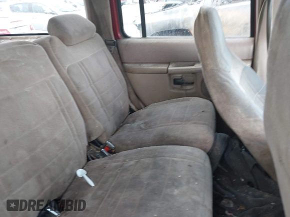 1997 Ford Explorer XL with VIN 1FMDU32X7VUD09221, listed as a IAAI auction lot 42383087 with 193,616 mi miles and . Bid and sale history available at DreamBid. Image 8.