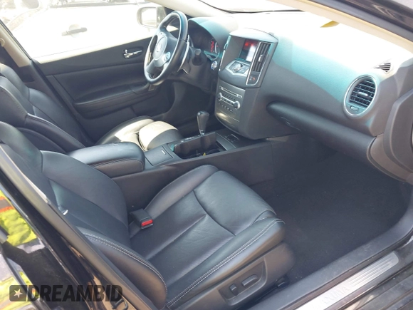 2012 Nissan Maxima S z VIN 1N4AA5AP9CC845075, wystawiony jako IAAI lot #42028674 z przebiegiem 124 770 mil mil oraz . Historia ofert i sprzedaży dostępna na DreamBid. Obrazek 5.