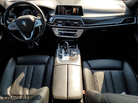 2019 BMW 7 Series 740i with VIN WBA7E2C50KB216499, listed as a Copart auction lot 68828673 with 94,549 mi miles. Bid and sale history available at carsss.com. Image 8.