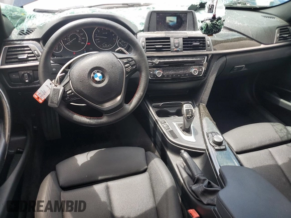 2018 BMW 3 Series 330i z VIN WBA8B9G5XJNU99474, wystawiony jako Copart lot #61053485 z przebiegiem 66 868 mil mil oraz Szkoda całkowita • Salvage title. Historia ofert i sprzedaży dostępna na DreamBid. Obrazek 8.