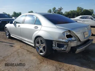 2010 Mercedes-Benz S 550 with VIN WDDNG7BB9AA287204, listed as a IAAI auction lot 41938723 with 120,576 mi miles and . Bid and sale history available at DreamBid. Image 3.